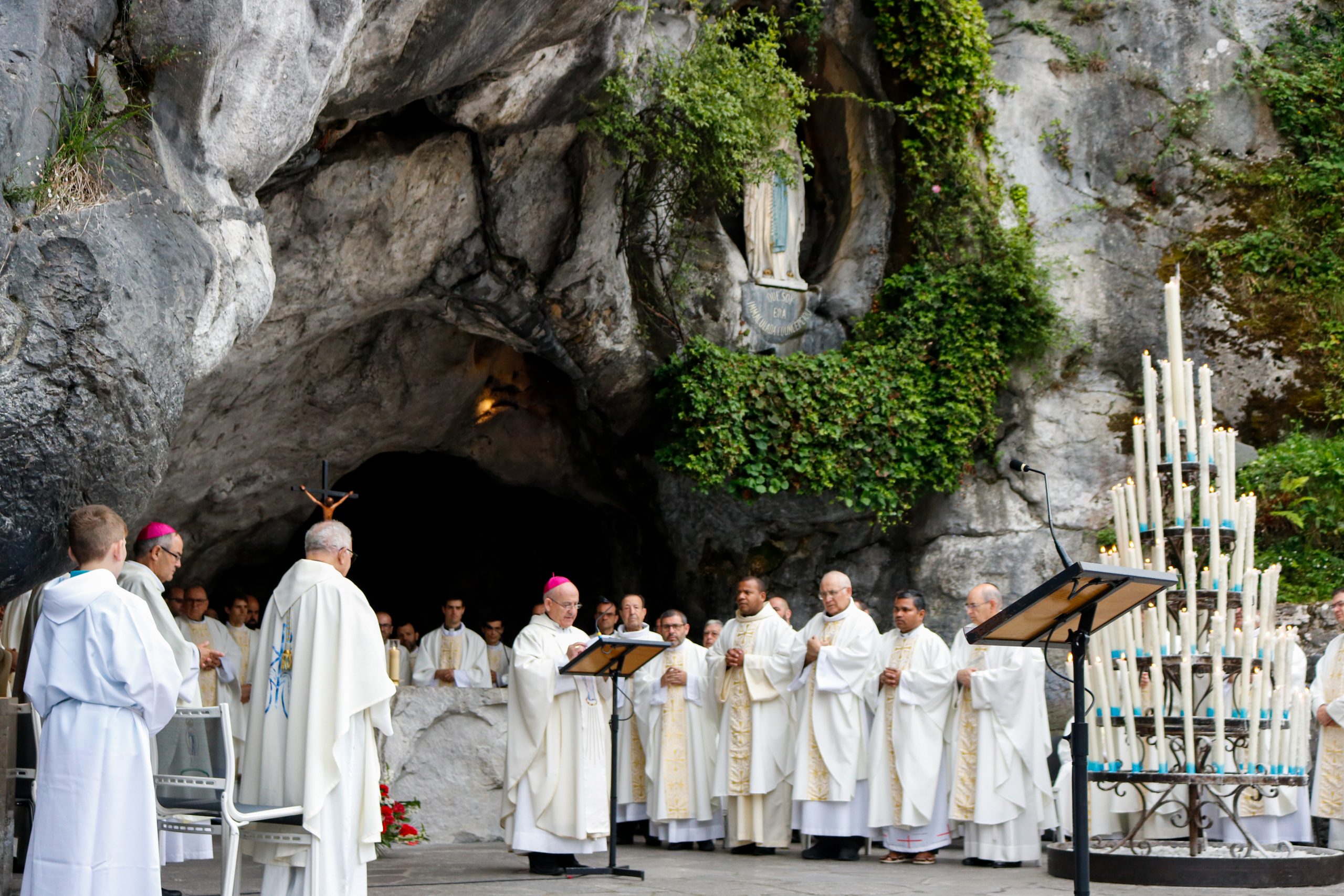 GRUTA CARRUSELL - LOURDES
